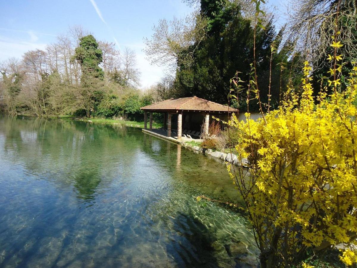 Cafe Du Lac Manthes Dış mekan fotoğraf